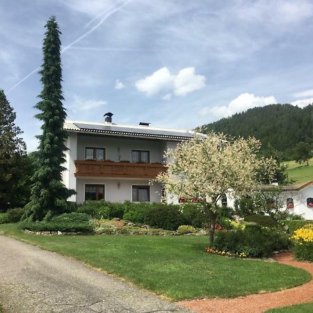 Sonnwiesen Strasse 1/85 Ferndorf Esterno foto